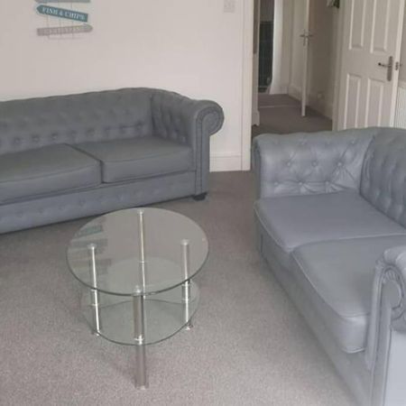 Orme View Dog Friendly Apartment Llandudno Luaran gambar